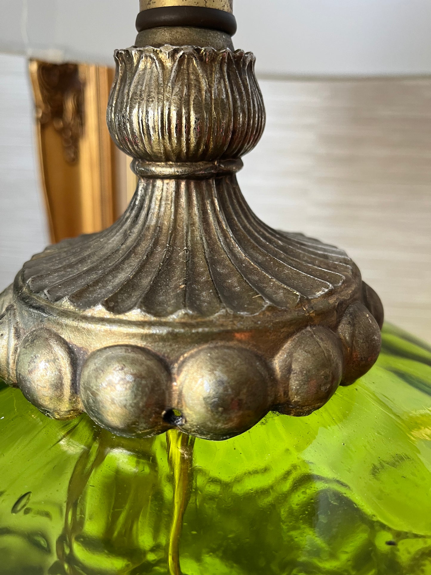 Beautiful Vintage Italian Empoli Green Glass Cherub Table Lamp