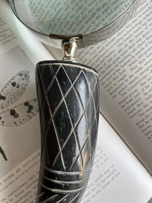 Decorative Faux Horn Magnifying Glass – Vintage Inspired