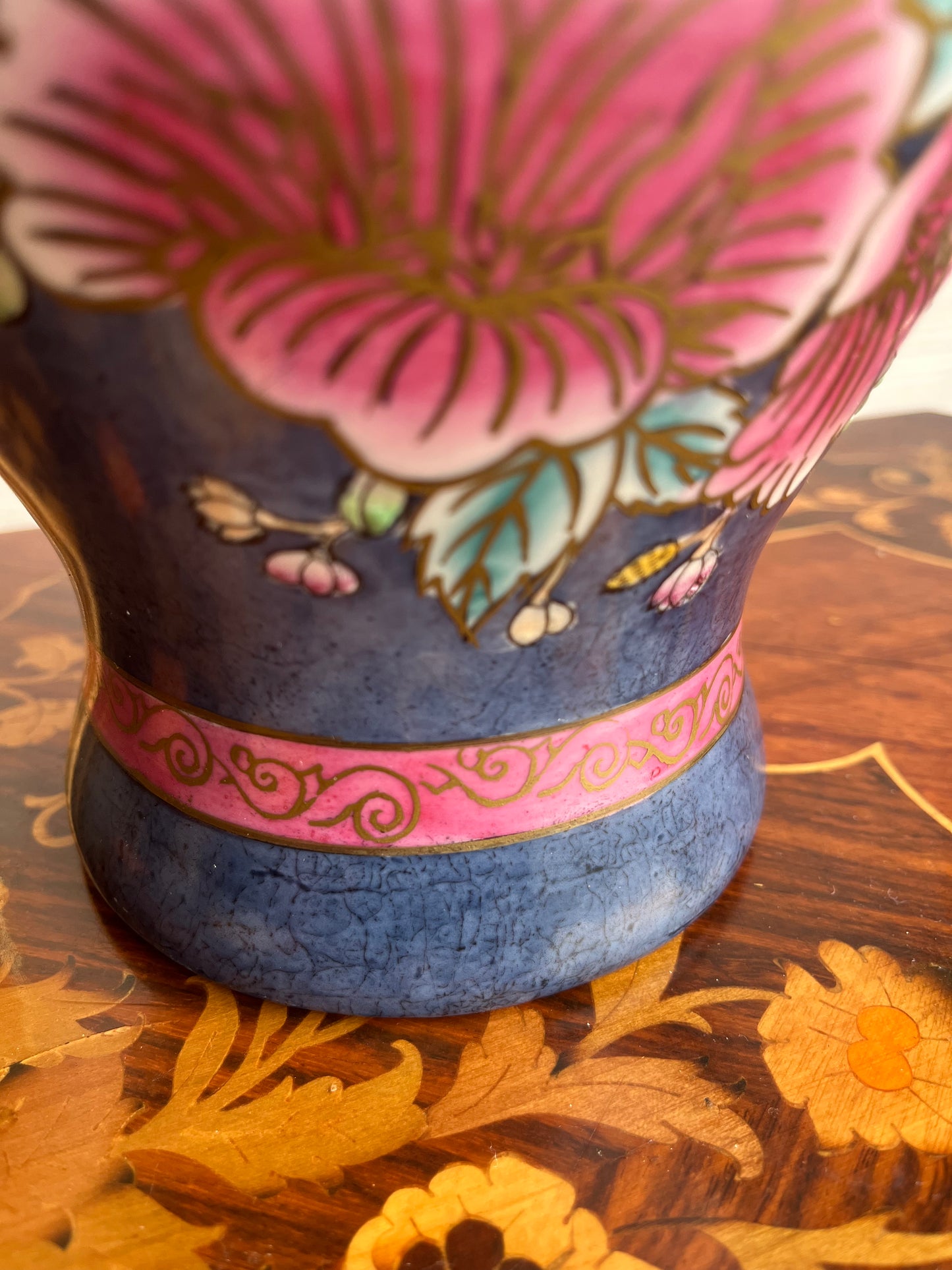 1950s Vintage Floral Pink & Navy Porcelain Hand Painted Chinoiserie Temple Jar