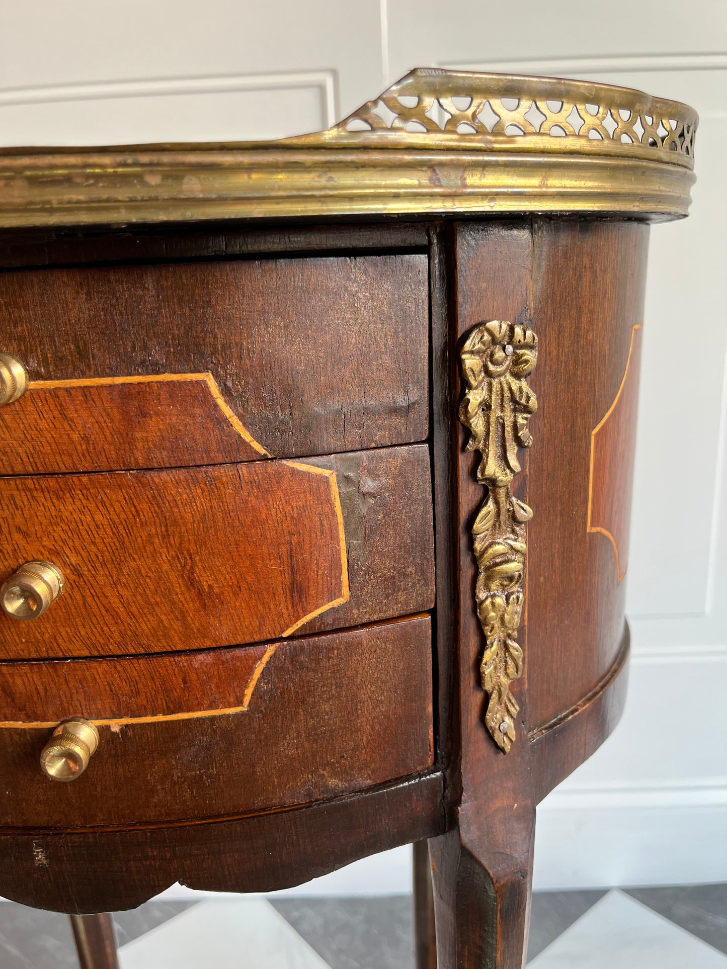 Petite Vintage French Marquetry Side Accent Table with Brass Ormolu Ribbons & Gallery Trim | Nightstand, End Table