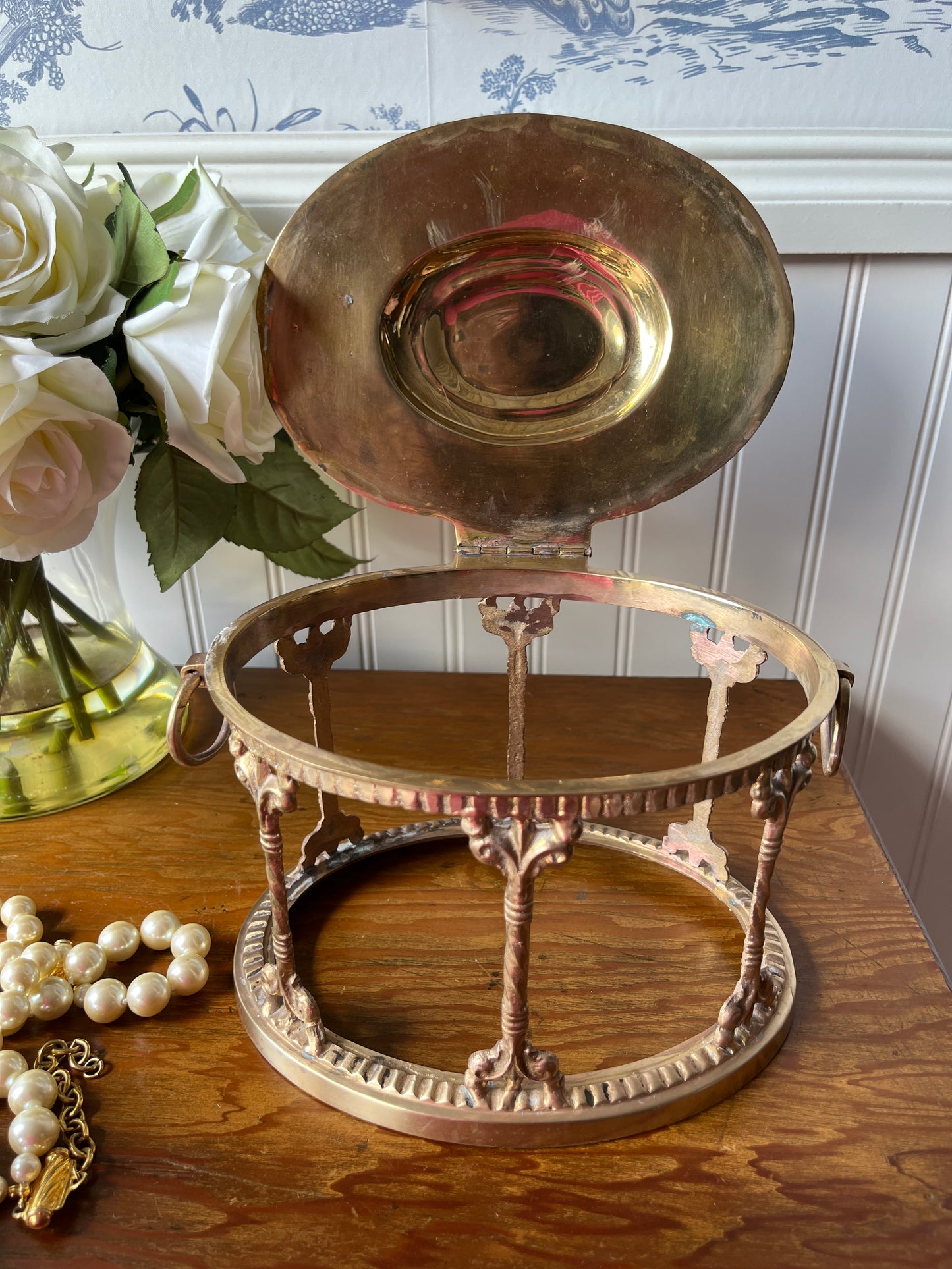 Vintage Neoclassical Style Brass Lidded Box | Jewelry Box, Biscuit Tin, Storage, Tea Caddy