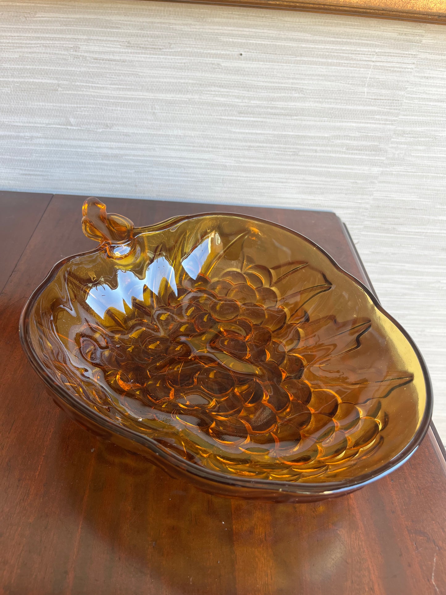 Indiana Glass Large Amber Grape Shaped Serving Bowl