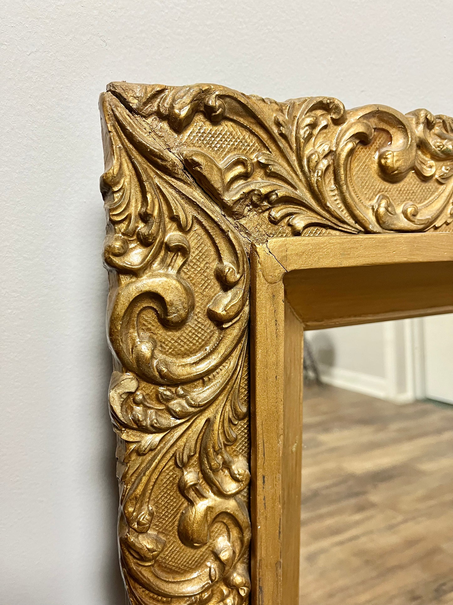 Exquisite Antique Giltwood Mirror with Intricate Gesso Overlay