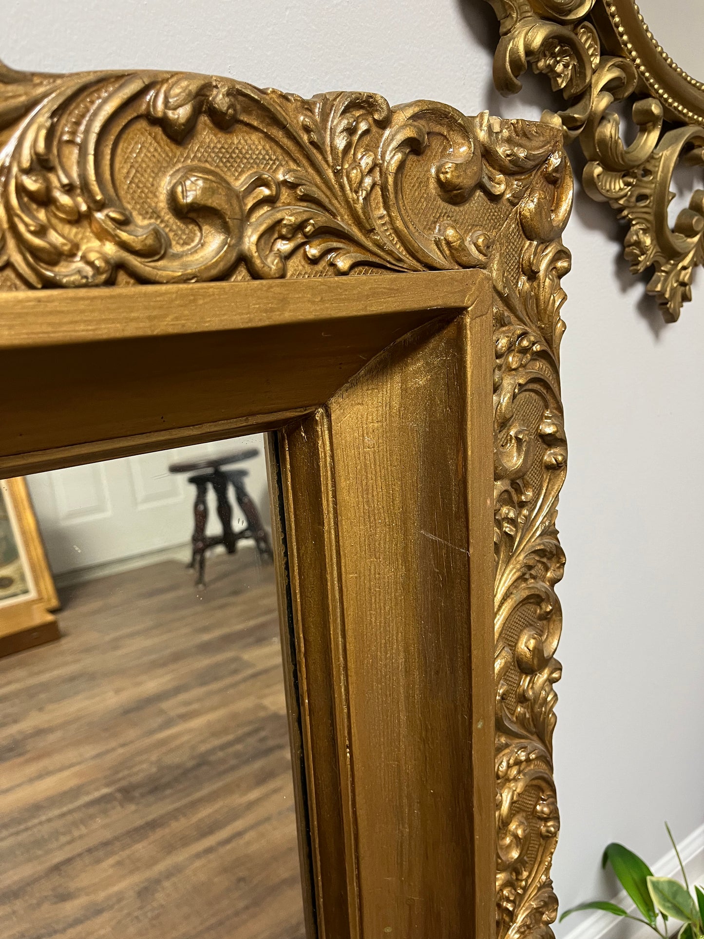 Exquisite Antique Giltwood Mirror with Intricate Gesso Overlay