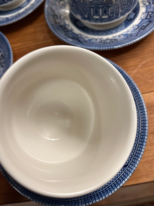 Vintage Churchill Blue Willow Teacup and Saucer Set Of 4 - Timeless Elegance from England