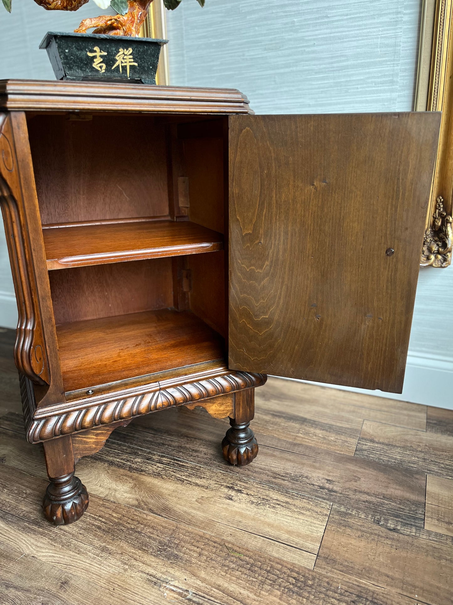 Vintage Tiger Oak Nightstand Cabinet Side Table W/ Ornate Carvings & Bun Feet – 1940s-1950s Solid Wood