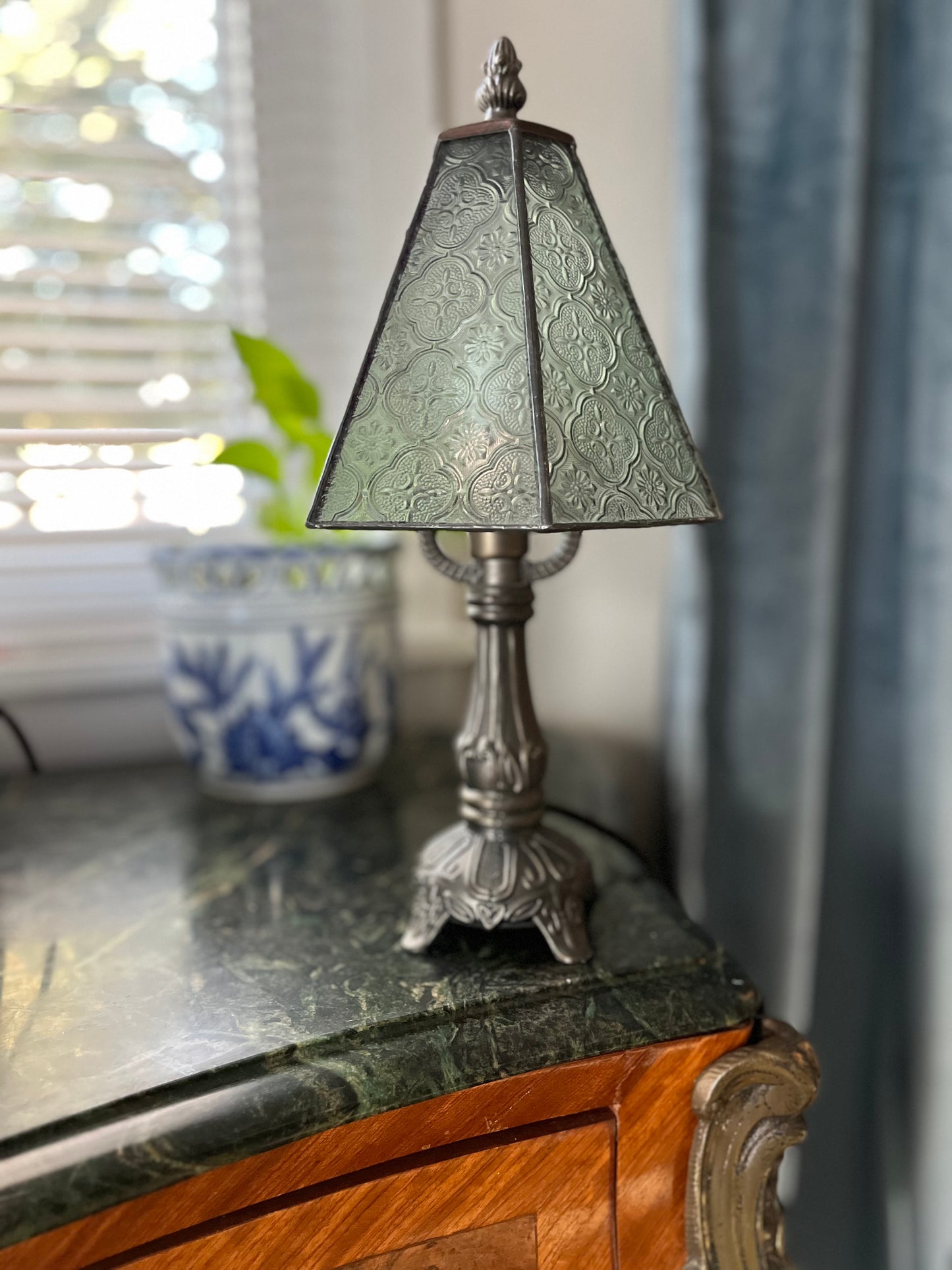 Vintage-Inspired Tiffany Style Frosted Blue Glass Accent Lamp