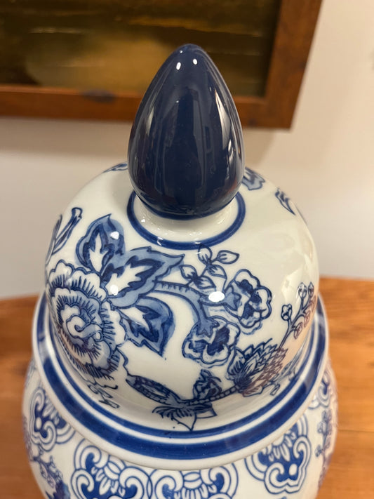 Hand-Painted Blue and White Chinoiserie Temple Jar with Lid – Scenic Pagoda Design (Copy)