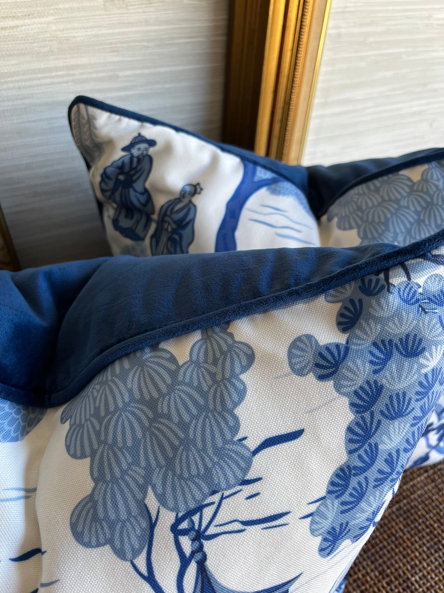 Exquisite Blue and White Chinoiserie Feather Down Filled Pillow Pair