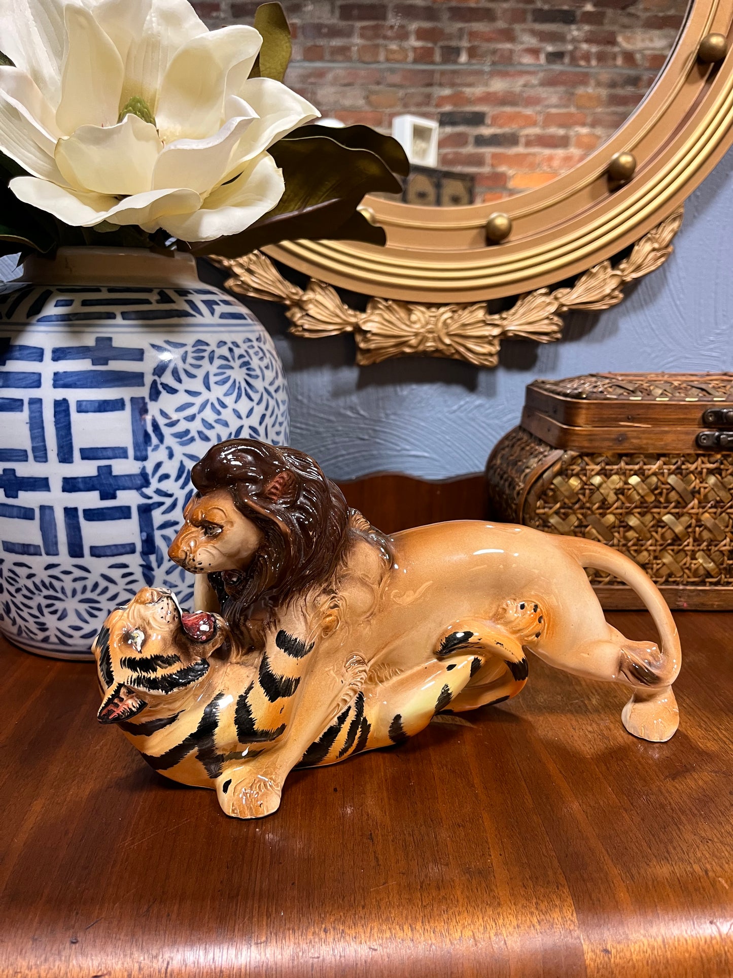 Original Dee Bee Hand Painted Ceramic Fighting Lion Tiger Figurine Japan