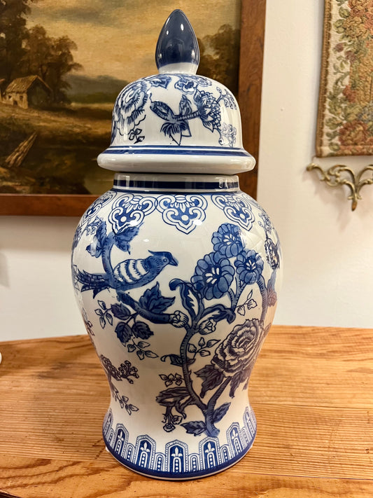 Hand-Painted Blue and White Chinoiserie Temple Jar with Lid – Scenic Pagoda Design (Copy)