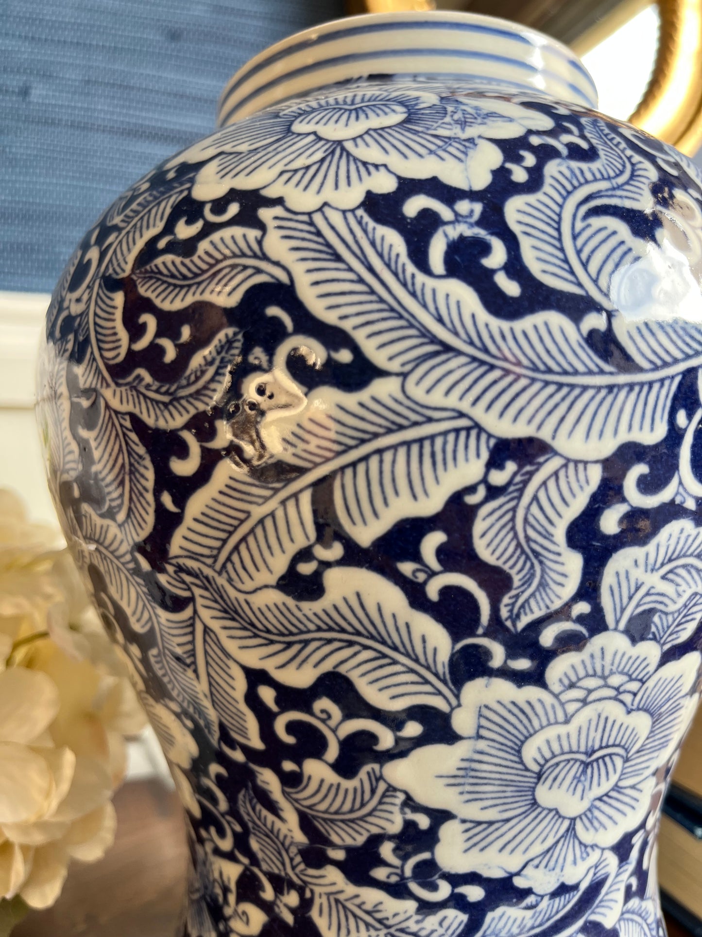 Vintage Cobalt Blue & White Ginger Jar – Chinoiserie Porcelain with Lid