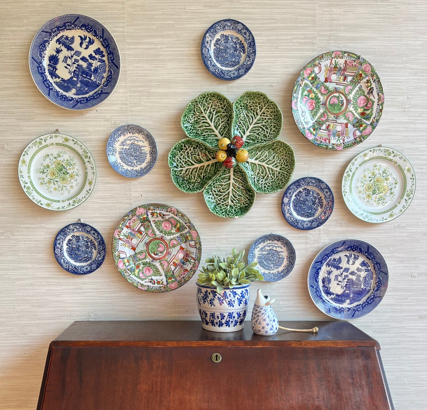 Vintage Plate Gallery Wall Art Set