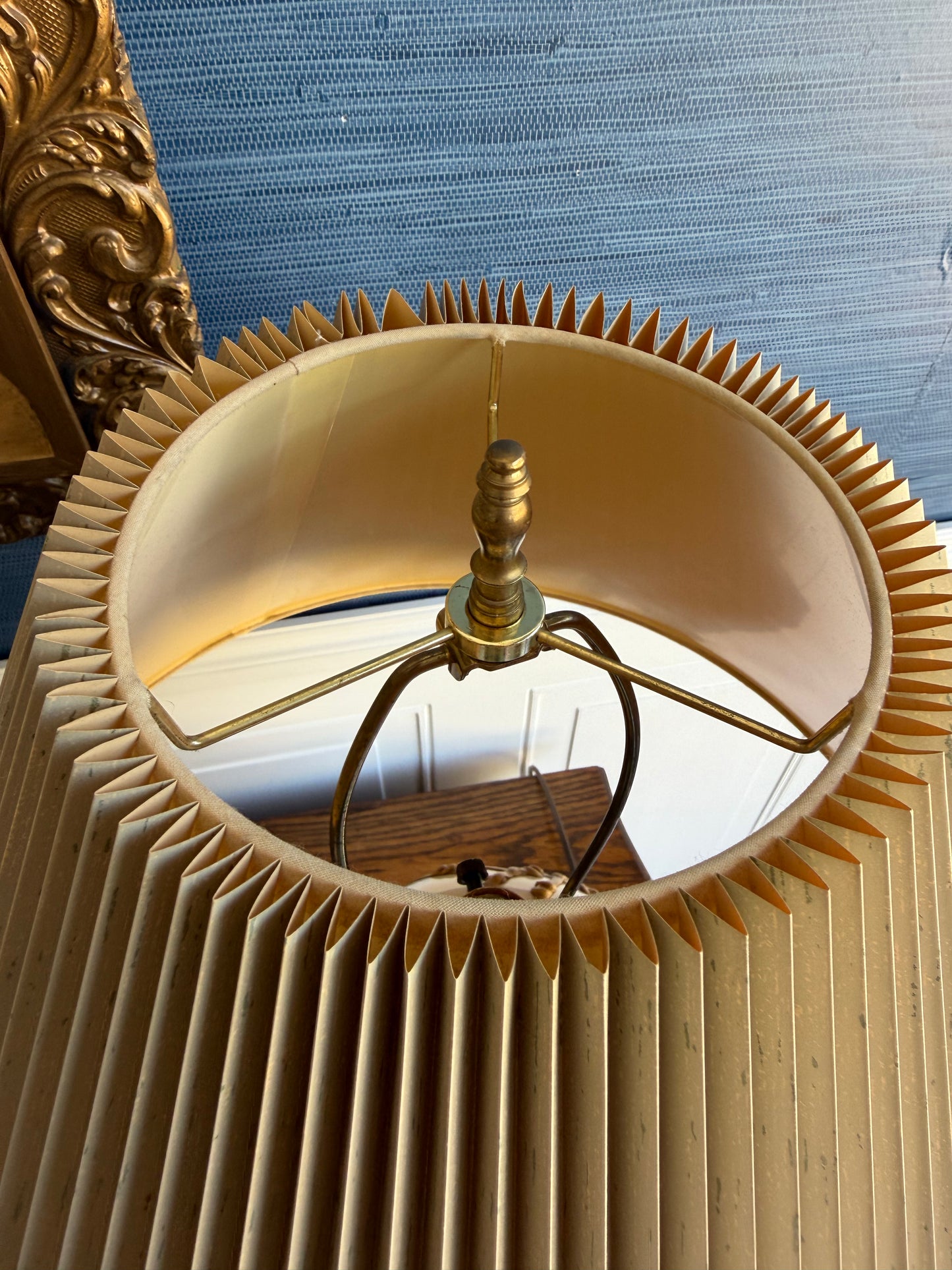 Vintage Faux Bamboo Lattice “Icing” Ceramic Table Lamp | Hollywood Regency Lamp with Pleated Shade