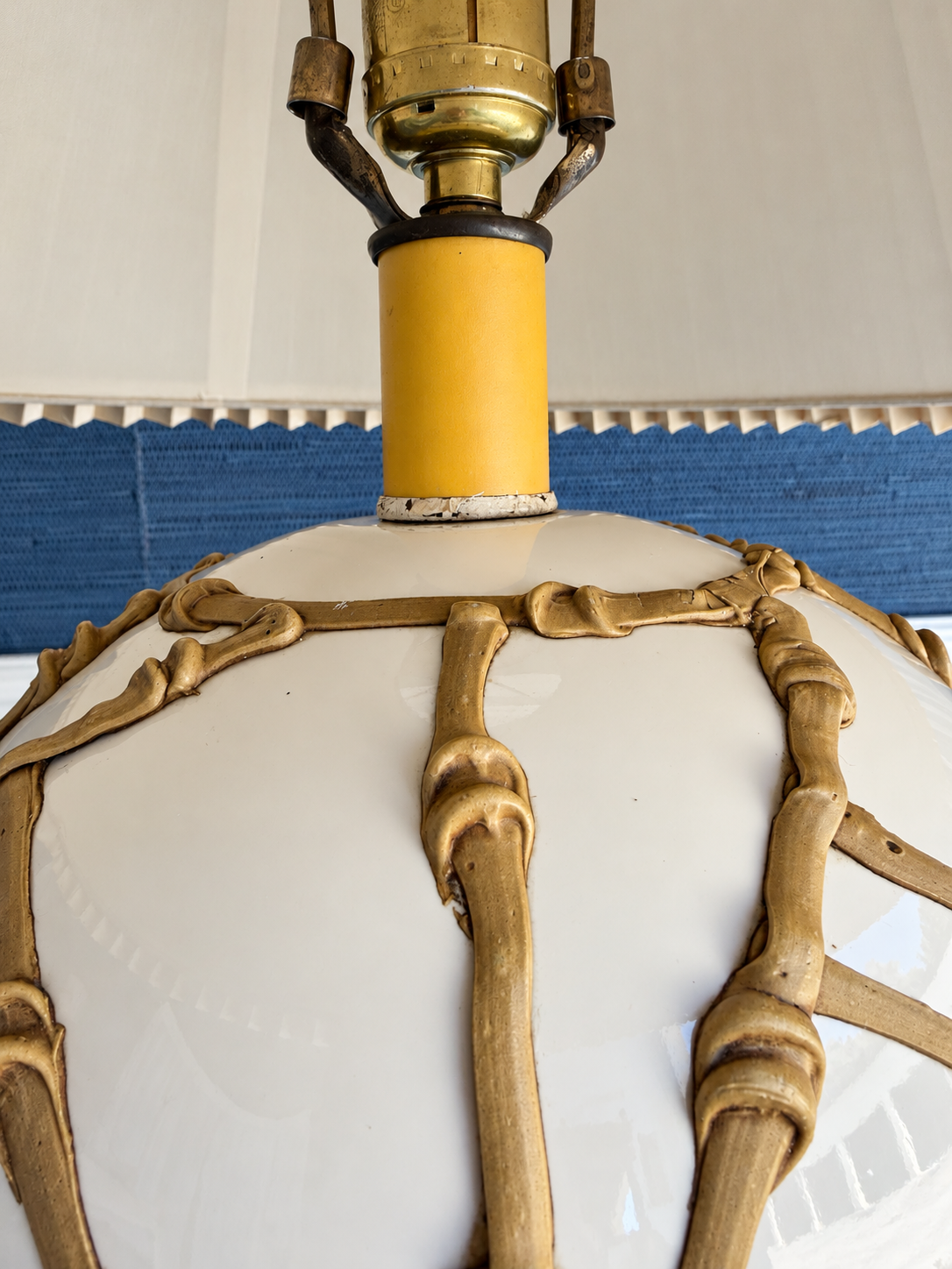Vintage Faux Bamboo Lattice “Icing” Ceramic Table Lamp | Hollywood Regency Lamp with Pleated Shade