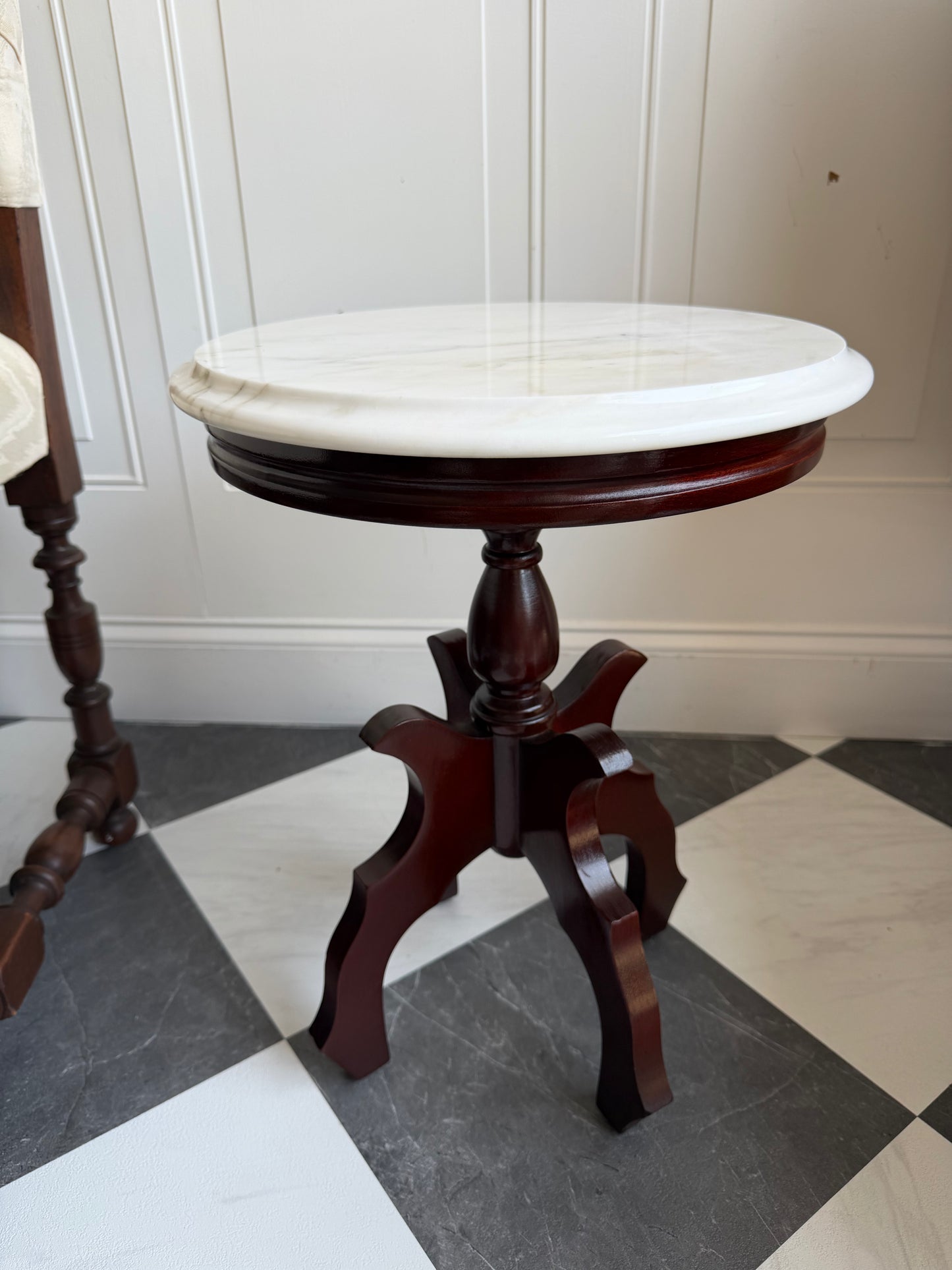 Vintage Italian Marble Top Round Mahogany Pedestal Accent Table