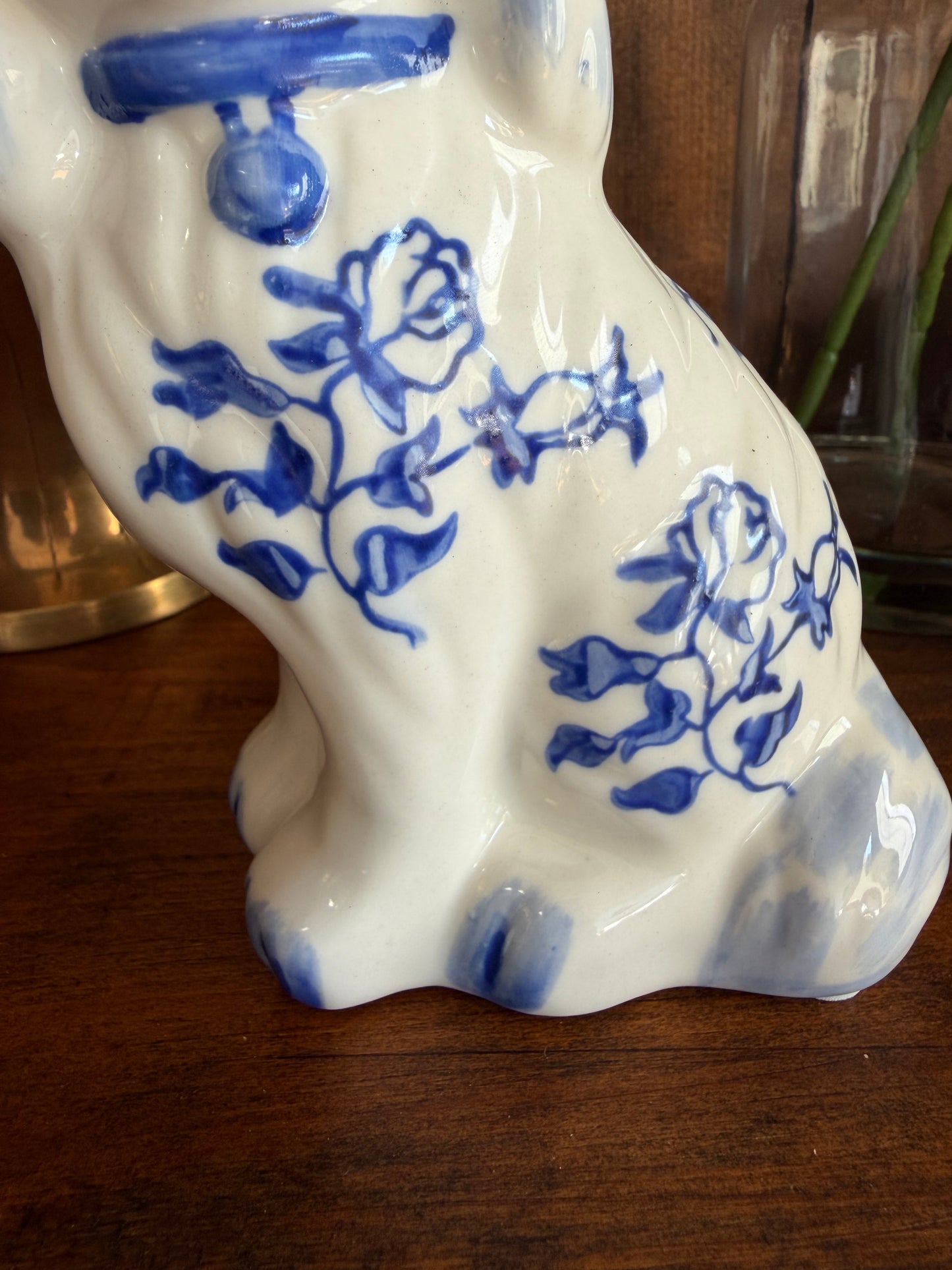 Hand-Painted Staffordshire Style Spaniel | Blue & White Ceramic Dog Figurine