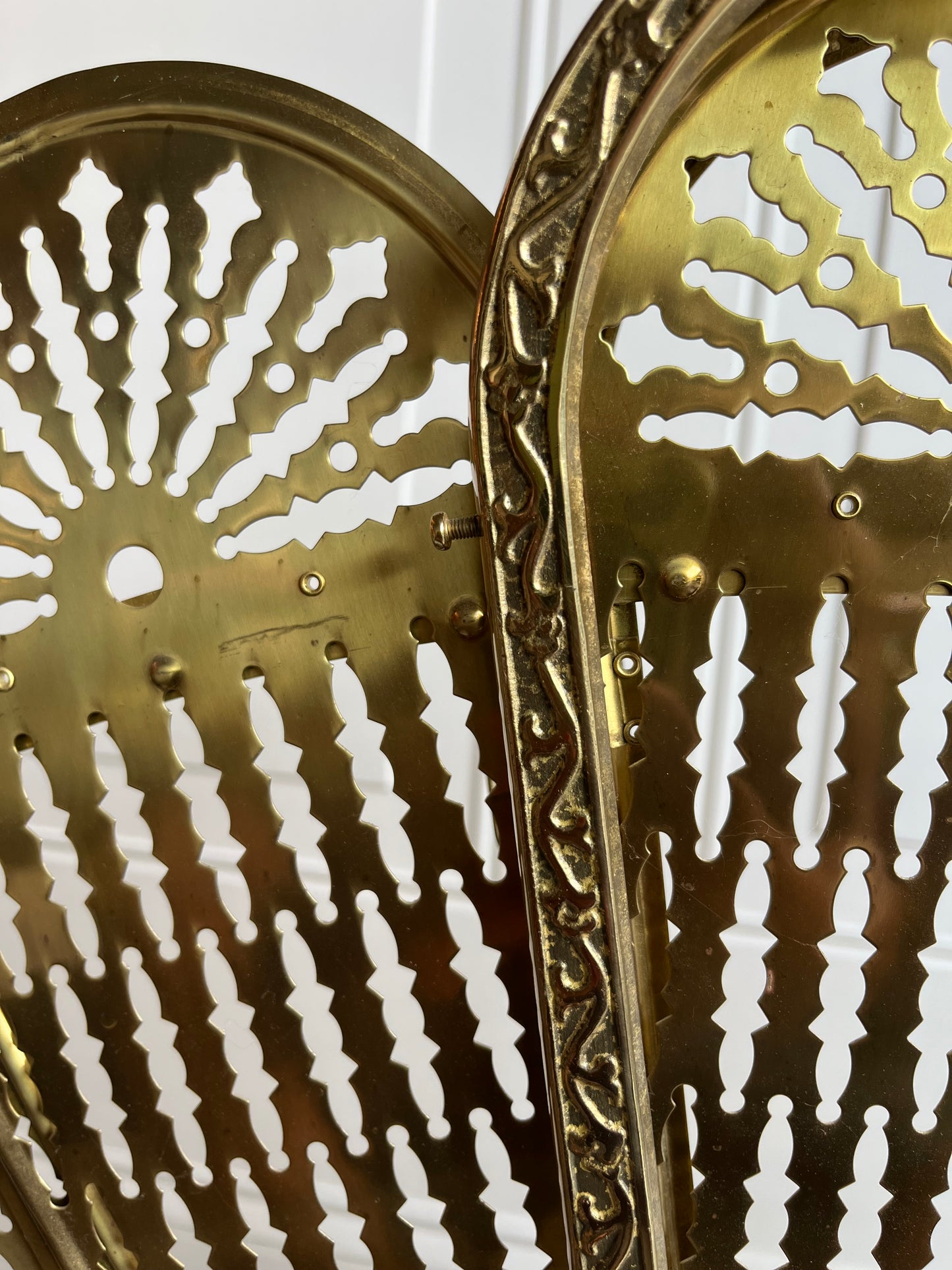 Vintage Brass Clam Seashell Brass Peacock Fireplace Folding Fan Screen