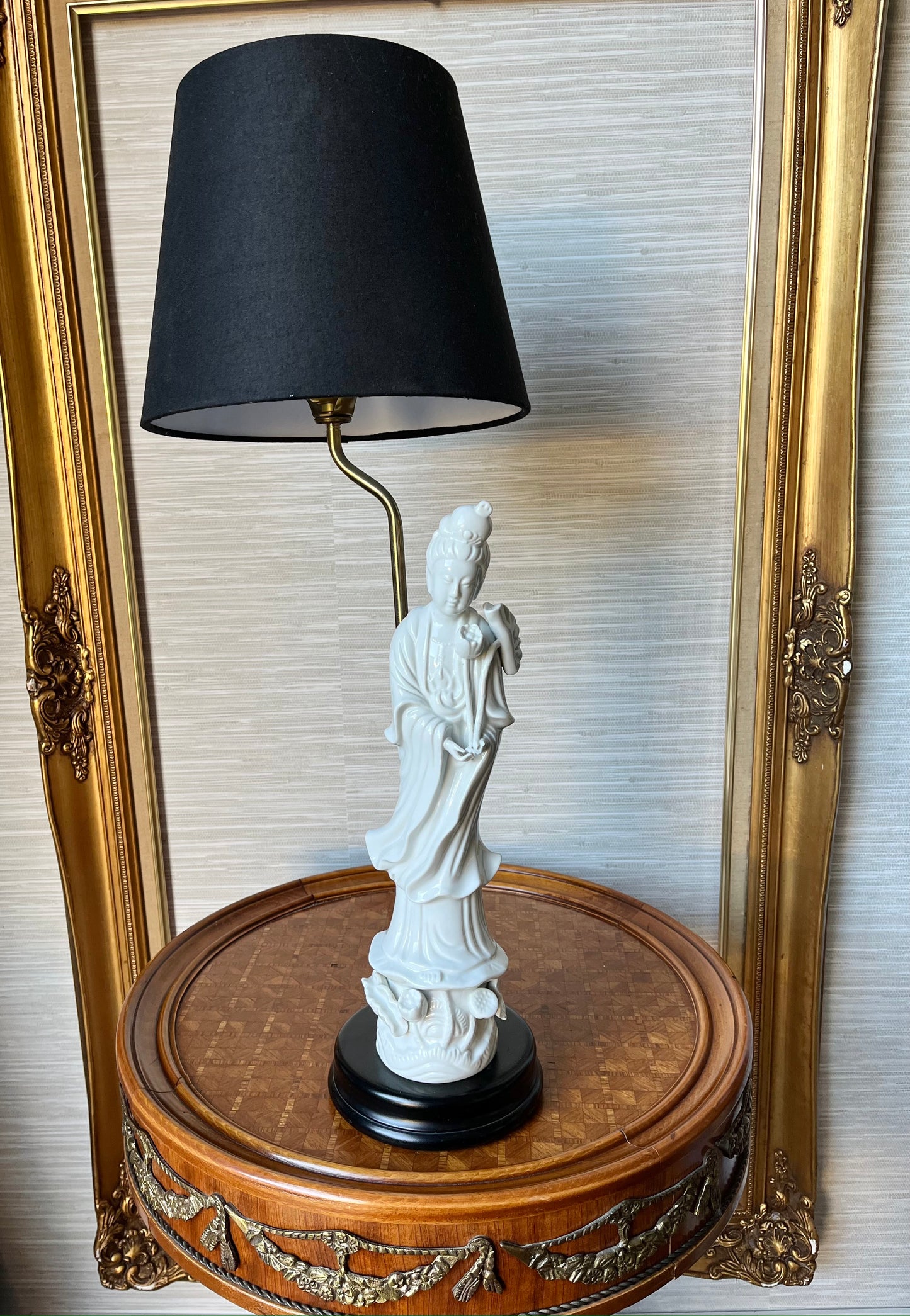 Vintage Blanc de Chine Geisha Japanese Porcelain Lamp